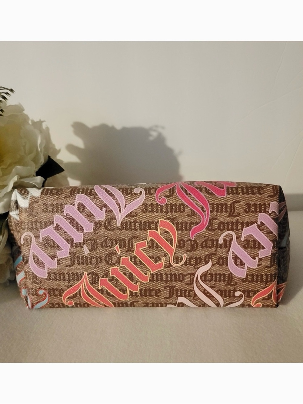 NWT Juicy Couture Pink Script Logo Cosmetic Pouch - Picture 4 of 8